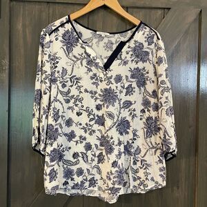 $5 SALE!! Rose & Rhyme Floral Blouse -1X